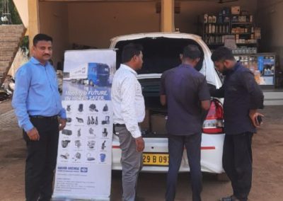 Van Campaign conducted by Maroor Agencies for Knorr Bremse Brake fluid and liners.